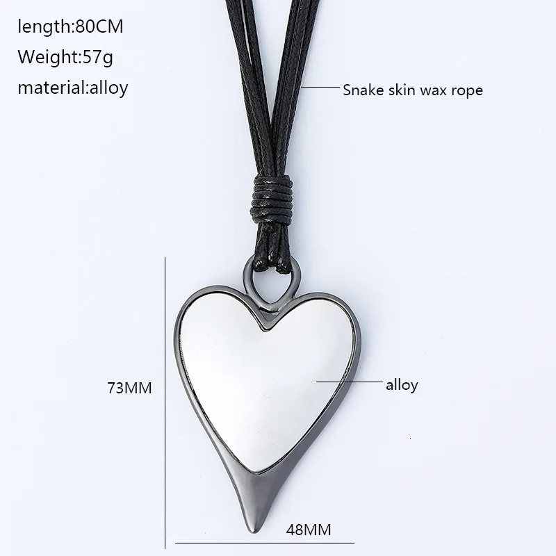 Kaseakia Womens Long Metal Necklace Heart Pendant Sweater Chain Fashionable Retro Jewelry Accessories 250408