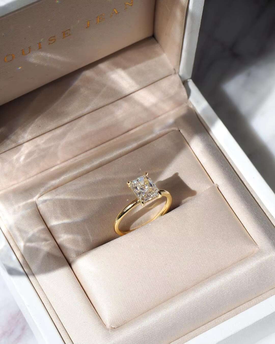 Moissanite Gold Rings 4 Prong Radiant DEF Moissanite Diamond Ring 14k Gold Wedding Bands