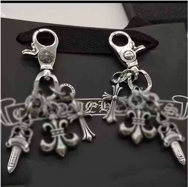 24FW New High Quality Metal Lock Chain Letter chrome Keychain Backpack Handheld Crossbody Bag Car Key Product Fashion Decoration Accessories