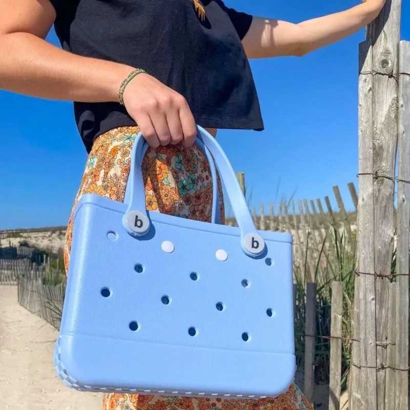 Mini beach bag EVA rubber waterproof swimming pool fashionable outdoor shoulder storage basket travel handbag womens handbag jelly burger bag W250415