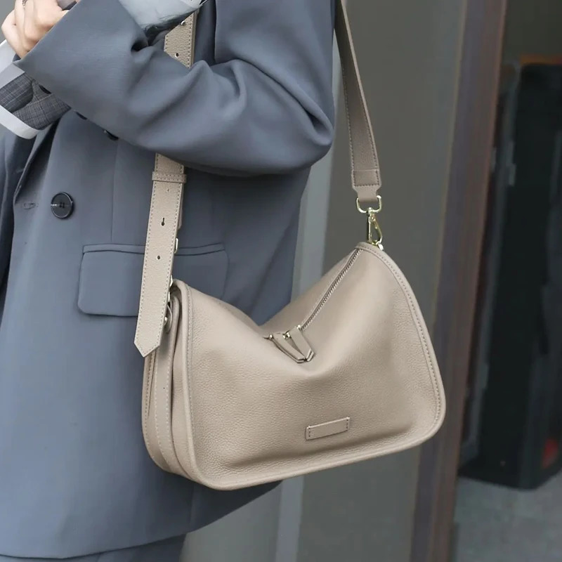 Real womens pillow bag fashionable large capacity shoulder cross body soft leather handbag