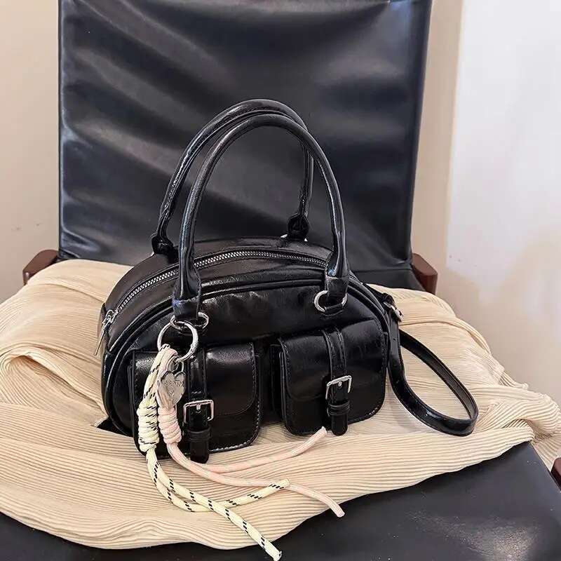 Brand Multi-Pocket Bowg Lady Batik Handbag Leather Buckle Design Shoulder Versatile Crossbody Bag