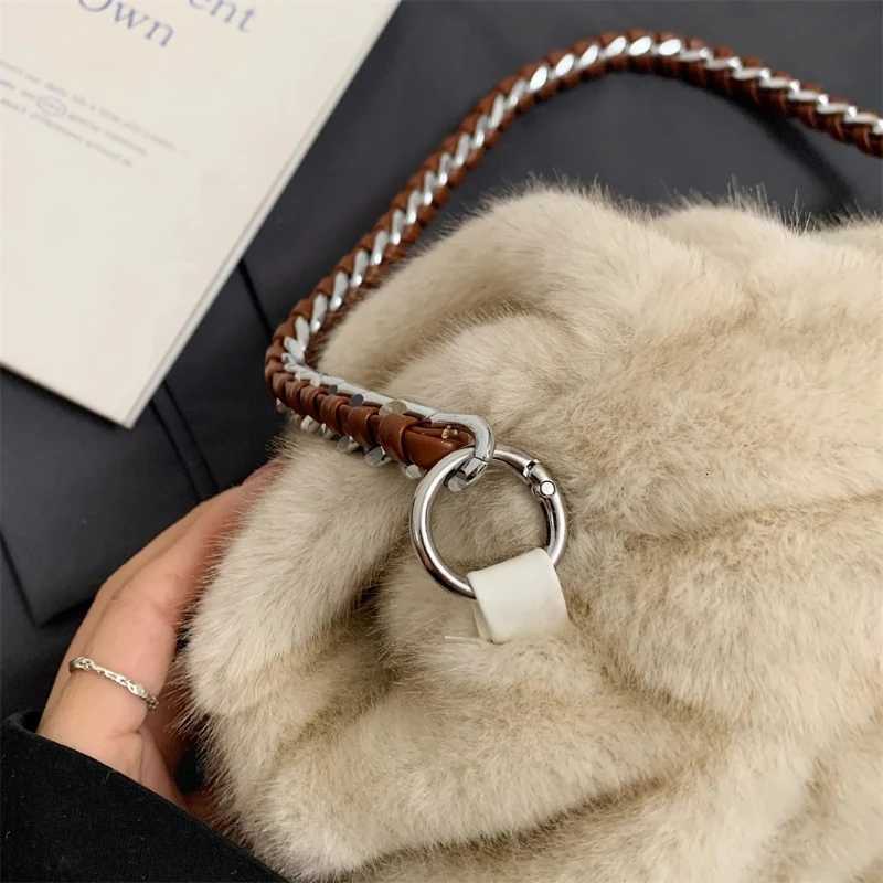 Designer Pleated Design Faux Fur Shoder Bags For Wen 2025 Luxury Designer Purses And Handbags Winter Warm Soft Plush Y251114
