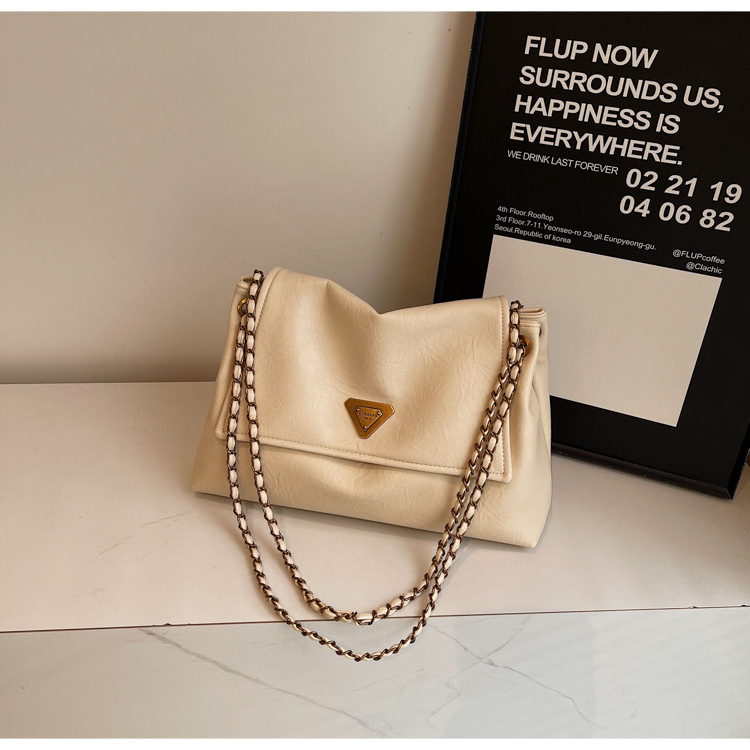 Hot new free shipping designer bags for womens Popular shoulder bag black white brown New Fashion Versatile Bag