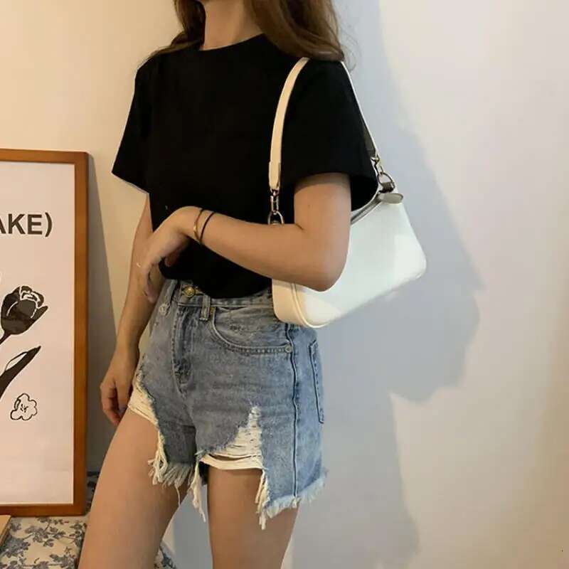 New Shoulder Small Square Women's White Advanced Sense Axillary Bag Retro Fashion Leisure Versatile Crossbody Bags