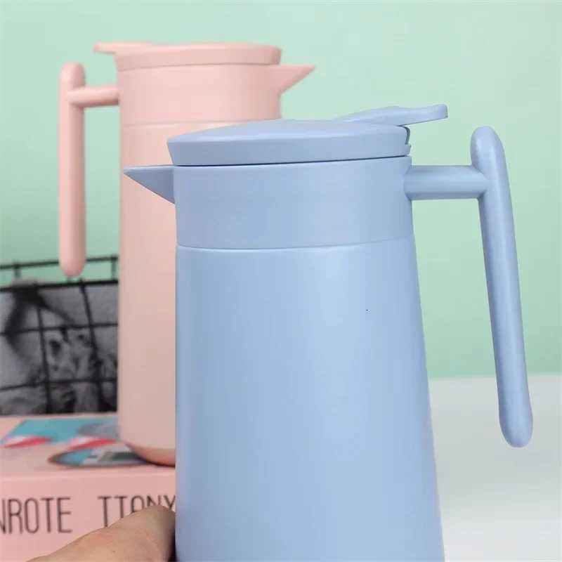 800ml 304 Stainless Steel Insulation Kettle Double Walled Vacuum Thermos Bottle Coffee Pot Leakproof Insulation Moka Pot Y251114