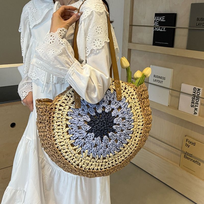 Women's Large Color Block Vacation Beach Round Zipper Straw Bag