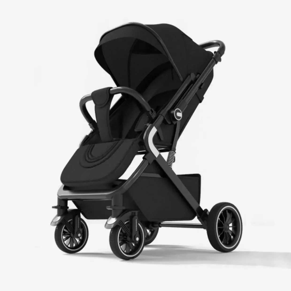 Exploring the lightweight and foldable baby stroller alongside the overloaded baby stroller with large sleep shadows X250415