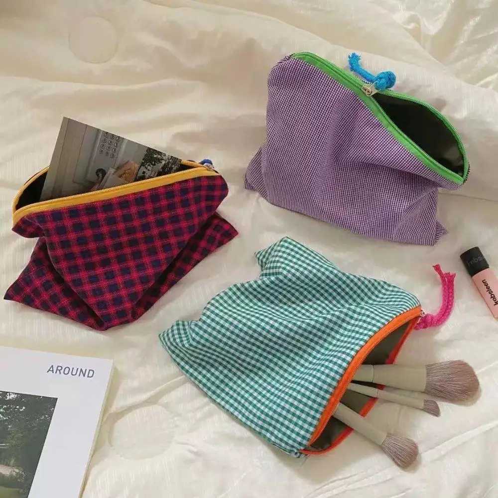 Makeup storage bag Fi Ctrast color makeup bag womens wallet cotton zipper plain travel makeup bagXJ250415