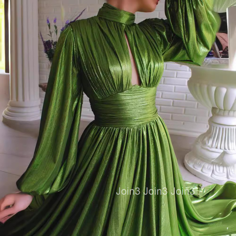 New 2025 Spring and Summer Trendy Colors Folding Waist Hanging Neck Big Swing Sexy Avocado Green Dress Long Skirt for Women