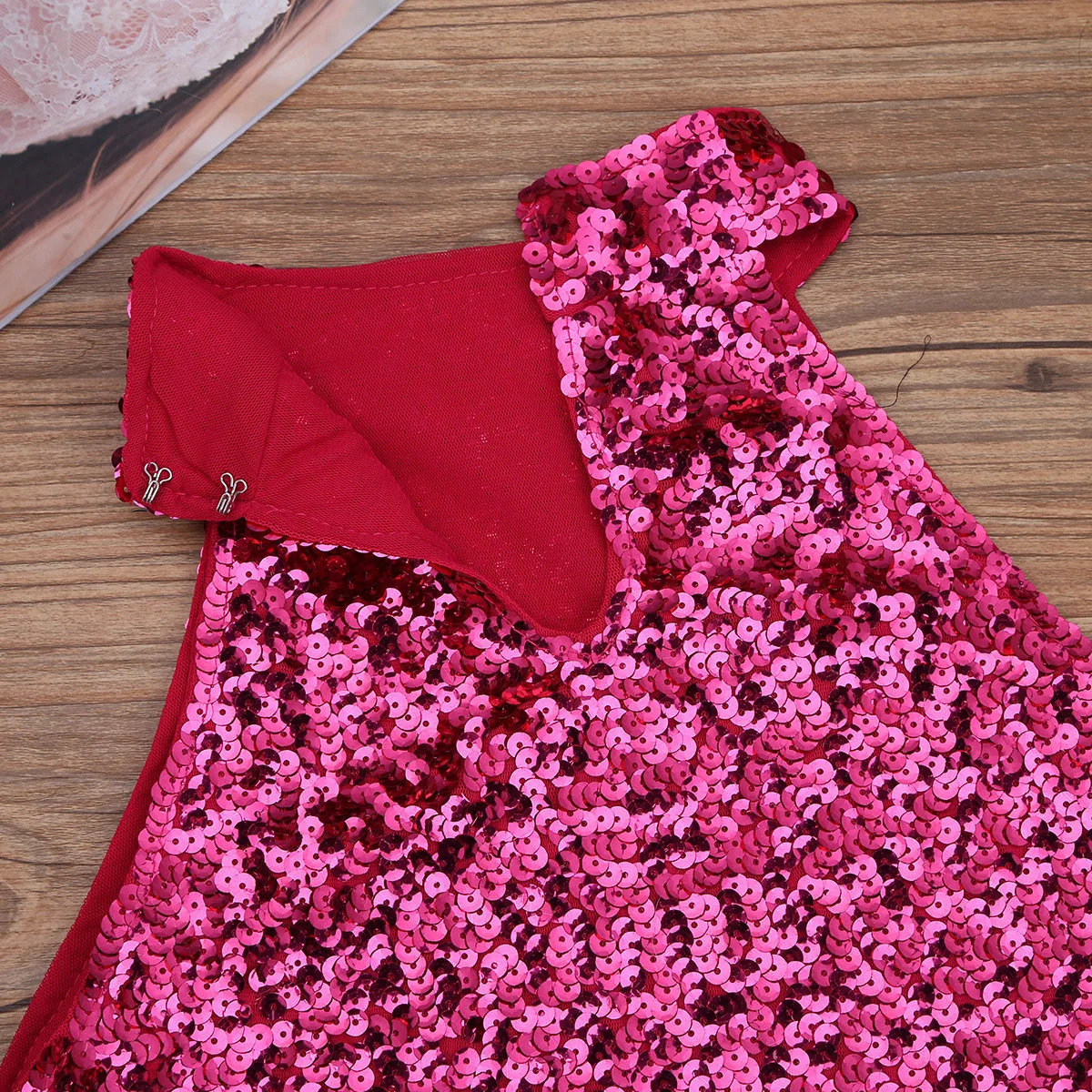 Womens Sequins Embellished Halter Neck Tanks Camis Rave Party Clubwear Costume Fashion Shimmer Flashy Sleeveless Vest Tank Tops 250415