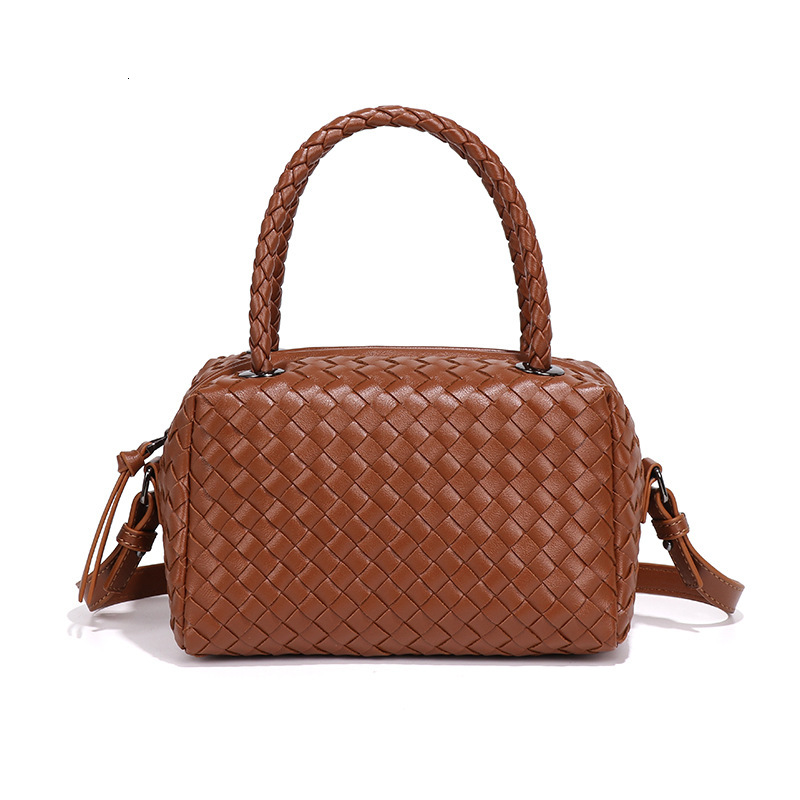 Woven Lunch Box Bag Women's Retro Fashion PU Leather Handbag Designer Crossbody Single Shoulder Makeup Bag