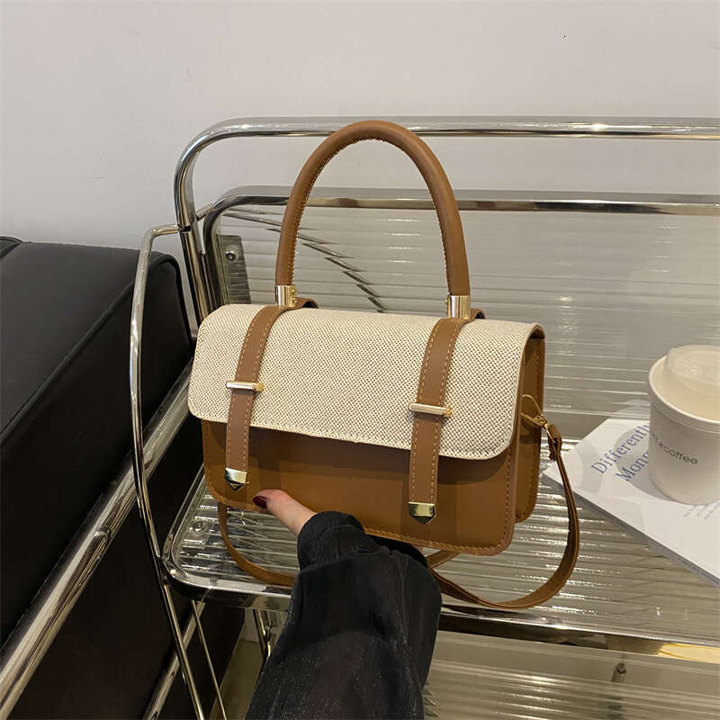 Handmade Beach Bag 2025 New Style Design Single Shoulder Crossbody Stylish Contrast Splicing Belt Decorative Handheld Women's Bag Kq2