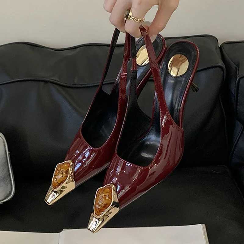 Designer Fion Design Inlay Gems Pointed Toe Patent Leather Sexy Slingback Sandals Wen Pumps High H Wedding Banquet Shoes Y251115