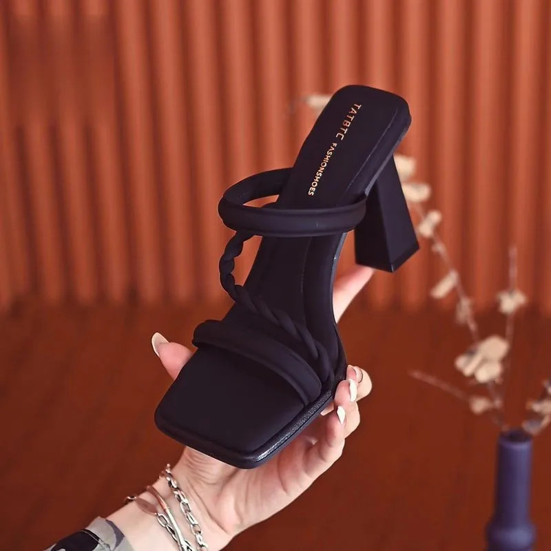 Fashionable summer womens one-piece slider square high heels square toe cool slider 250411