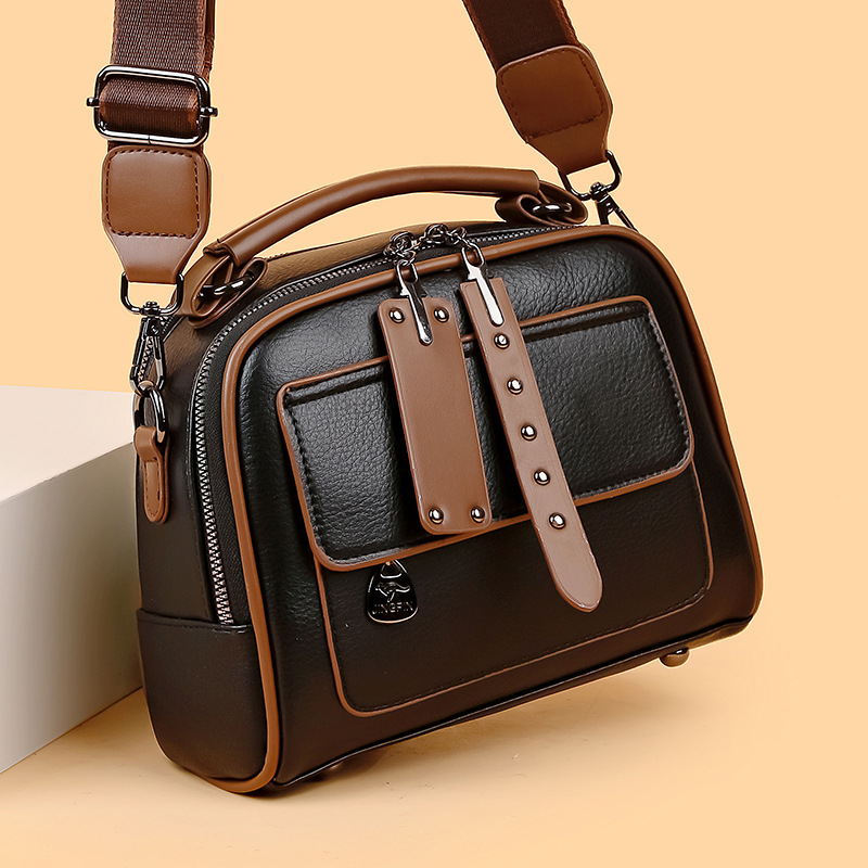Trendy new shoulder messenger bag fashion bag versatile small square bag handbag