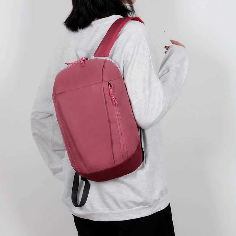 1PC Ladies Sports Travel Mini Backpack Leisure Simple Ultra Light Travel All-match Travel Backpack Mens Sports Small BagW251114