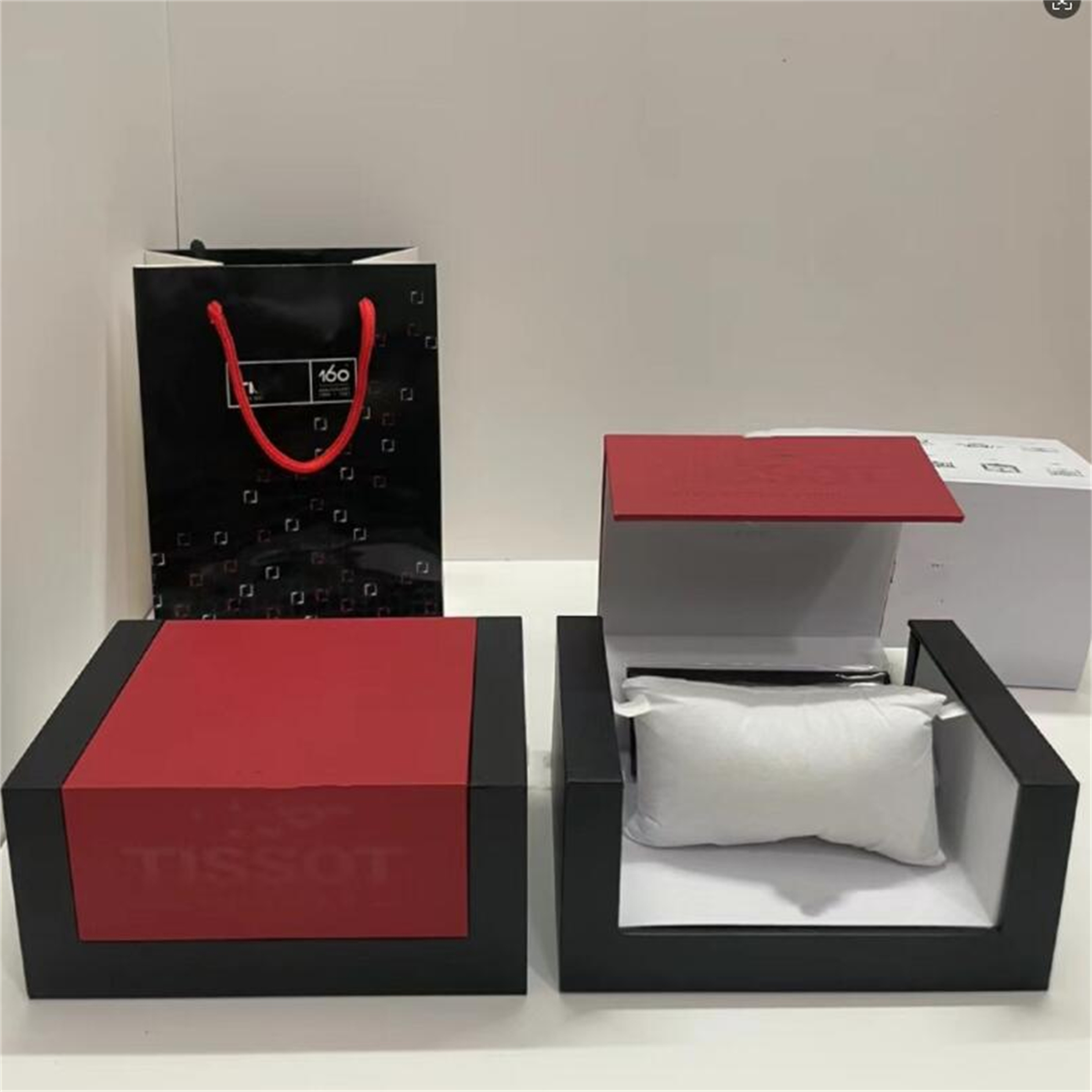 Top Quality Boxes TISSOTSity 1853 watch Original Box Accessories wholesale montre Watches Booklet Card Tags and Papers English Swiss Watches Boxes Many are box #12