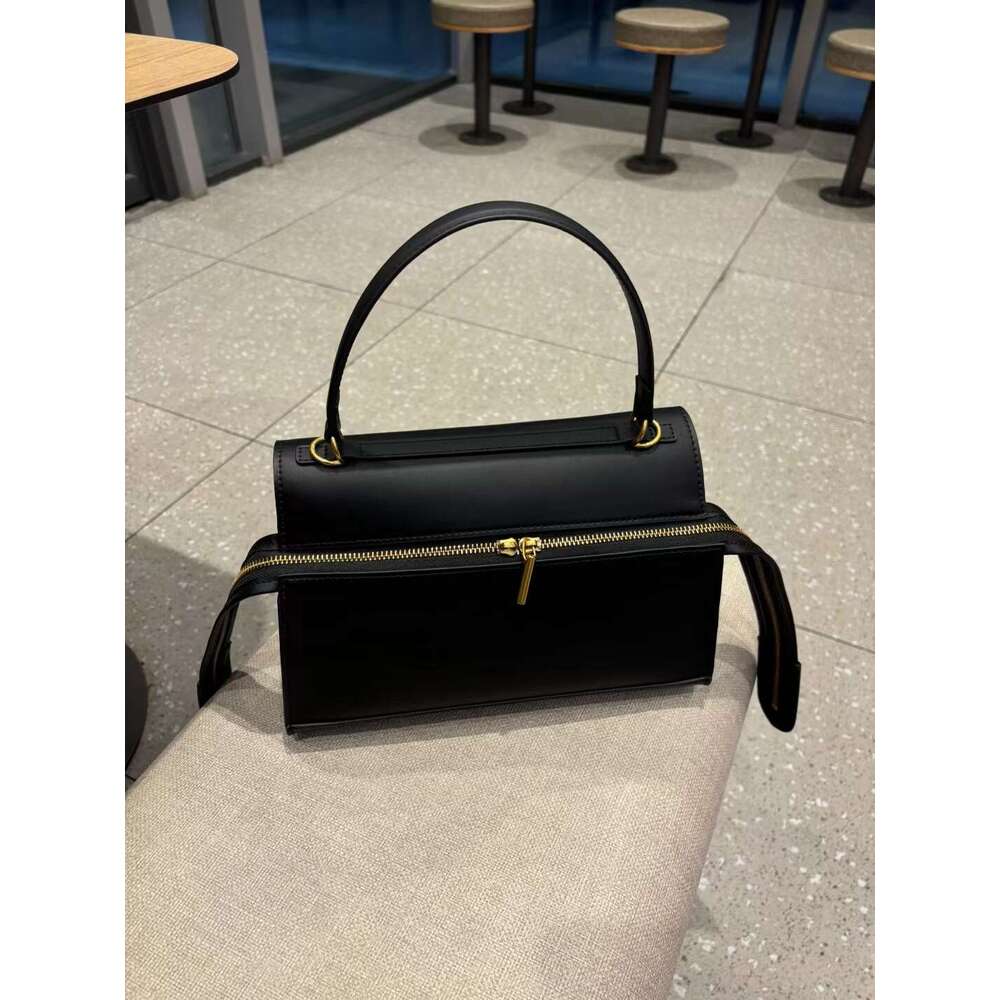 Mm Women's Bags Advanced Matte Leather Large Capacity Tote Handbag For Women, New Suede Versatile Commuting Single Shoulder Diagonal Cross Bag Tr