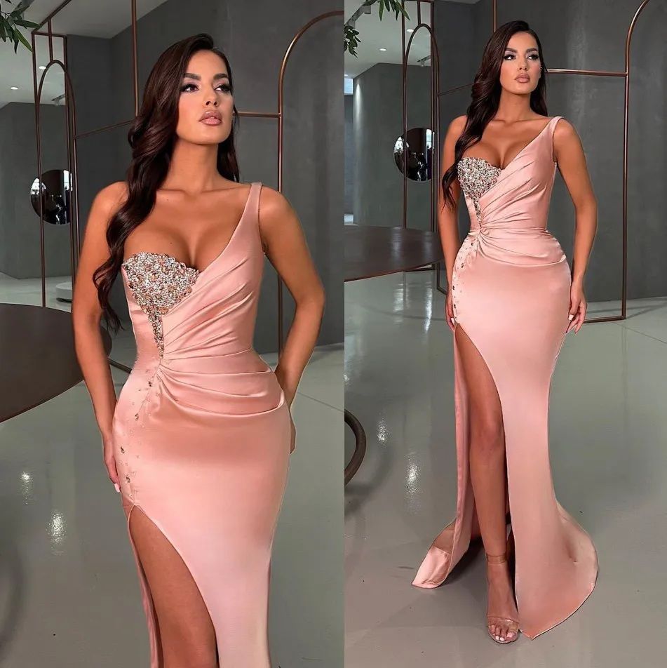 Modest Pink One Shoulder Prom Dresses with Split Beadings Satin Bead Mermaid Evening Party Gowns Sweep Train Vestidos de fiesta Custom Made 01