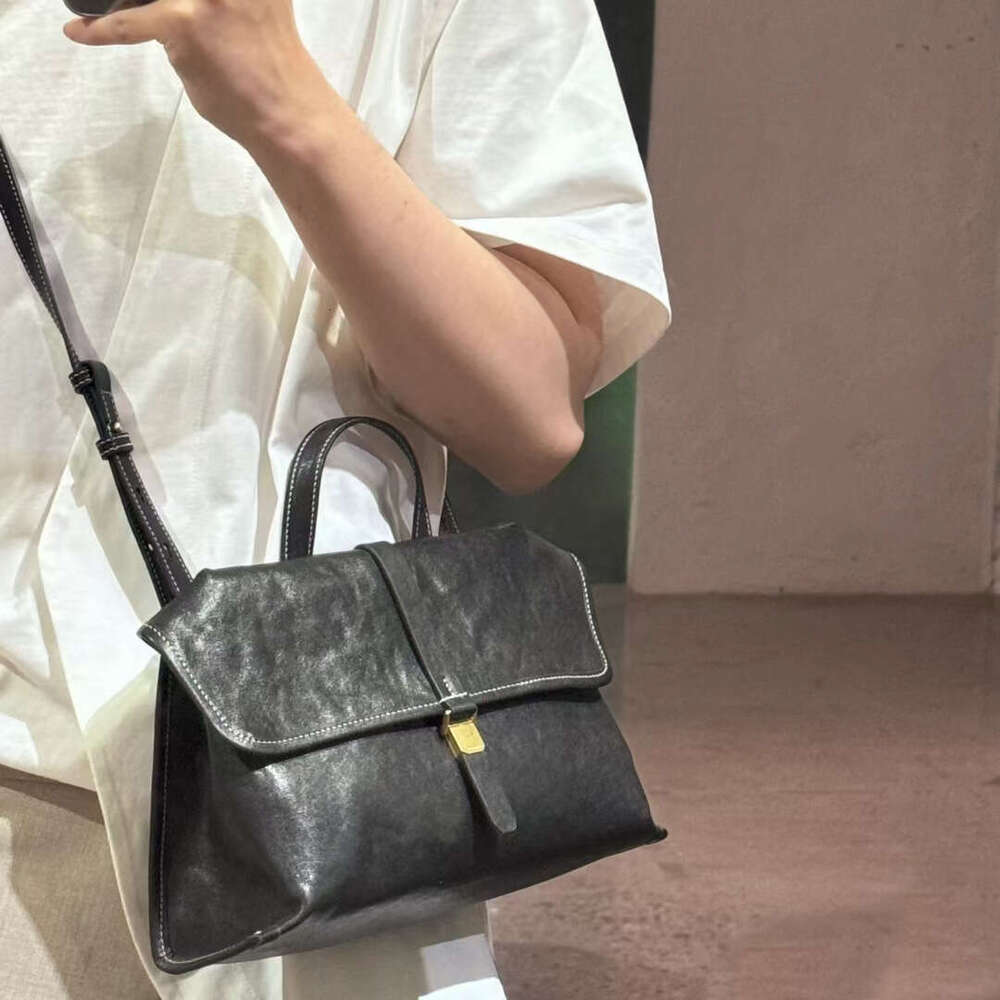 Mm Women's Bags Travel Made Of Vegetable Tanned Cowhide, Single Shoulder Crossbody Bag For Commuting, High-End Briefcase, Large Capacity Backpack