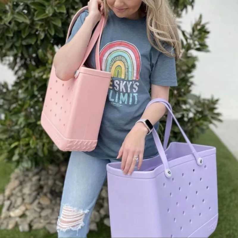 Womens handbag EVA waterproof beach handbag hollow hole bag womens multi-purpose storage bag popular large capacity bag W250415