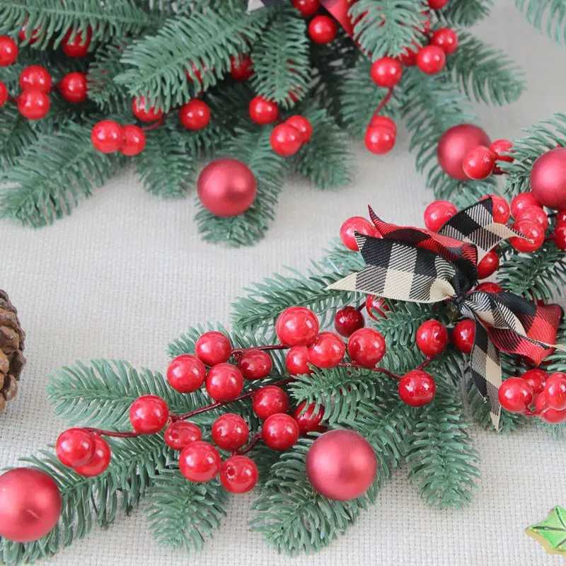 Christmas Red Berries Pine Branch Wreath Artificial Berries Snowy Pine Front Door Wreaths Wall Garland for Christmas OrnamentsM251115