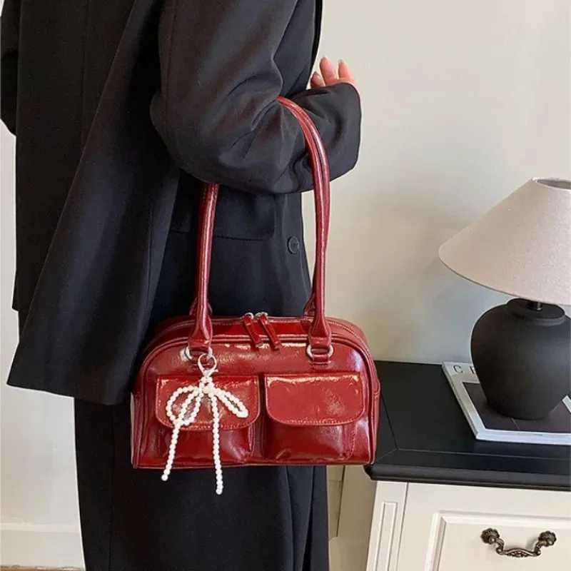 Pu Leather Female ChestBag Burgundy Large Handbags Purse Vintage Women Business Shoulder Bags Simple Ladies Commute Tote BagW251115