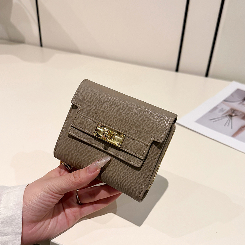 Free Shipping Designer bag Pattern Metal Buckle Wallet Leather Texture Design Multi-Card Slot Storage Short Zip Wallet Daily Portable Fashion Card Hol