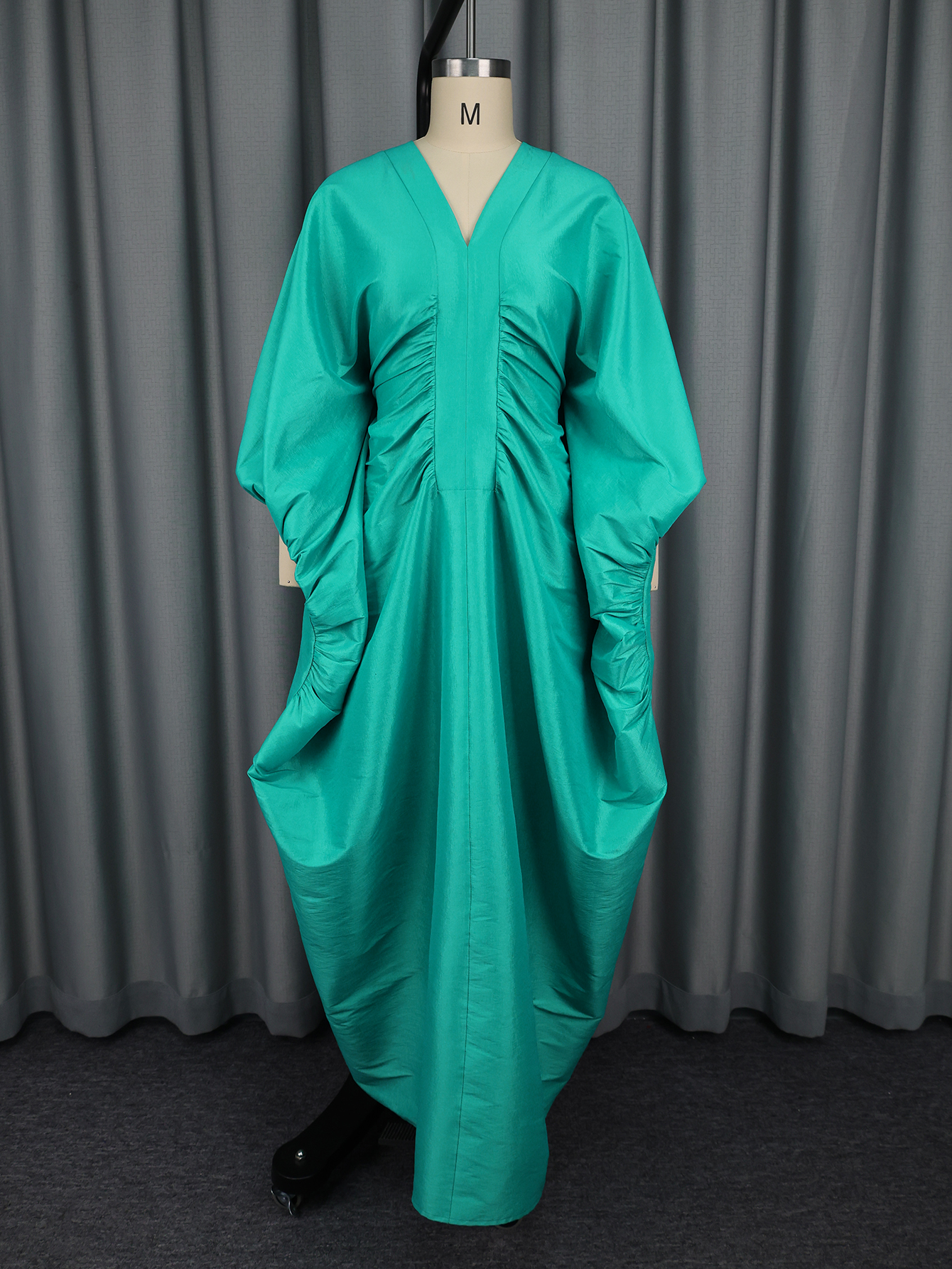 Elegant Long Loose Bubu Dresses African Ruched Batwing Sleeve V Collar Plus Size for Women AM050759