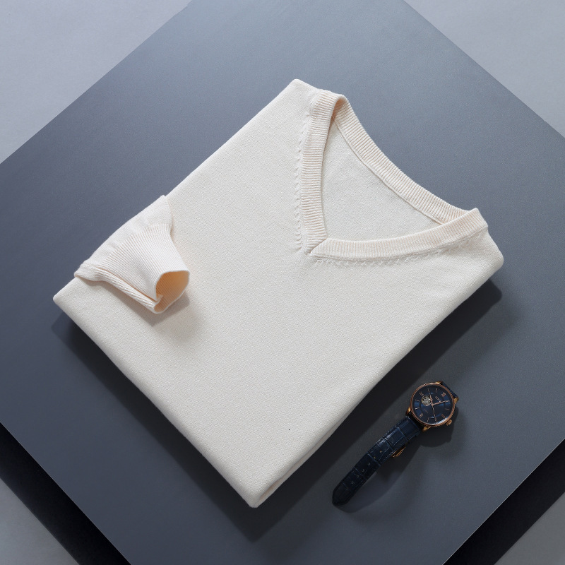 Autumn and winter new mens V-neck loose large gentleman Pullover long sleeved sweater middle-aged knitted chicken neck bottoming shirt 240923