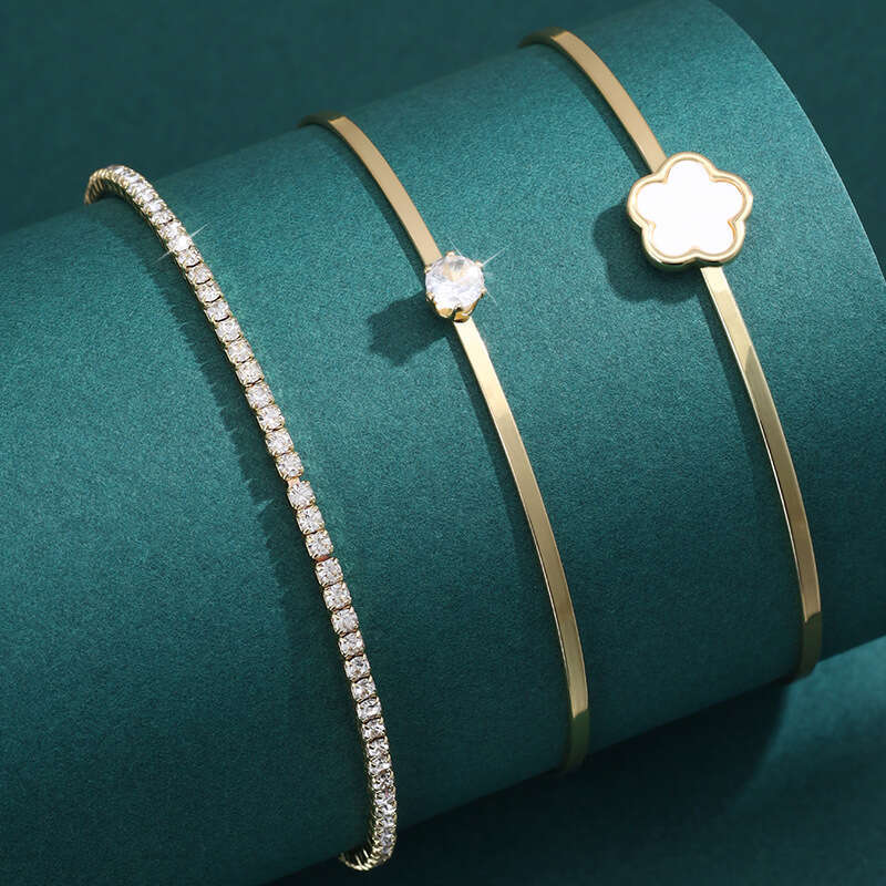 Straight new minimalist design petal wer three piece five leaf grass bracelet set