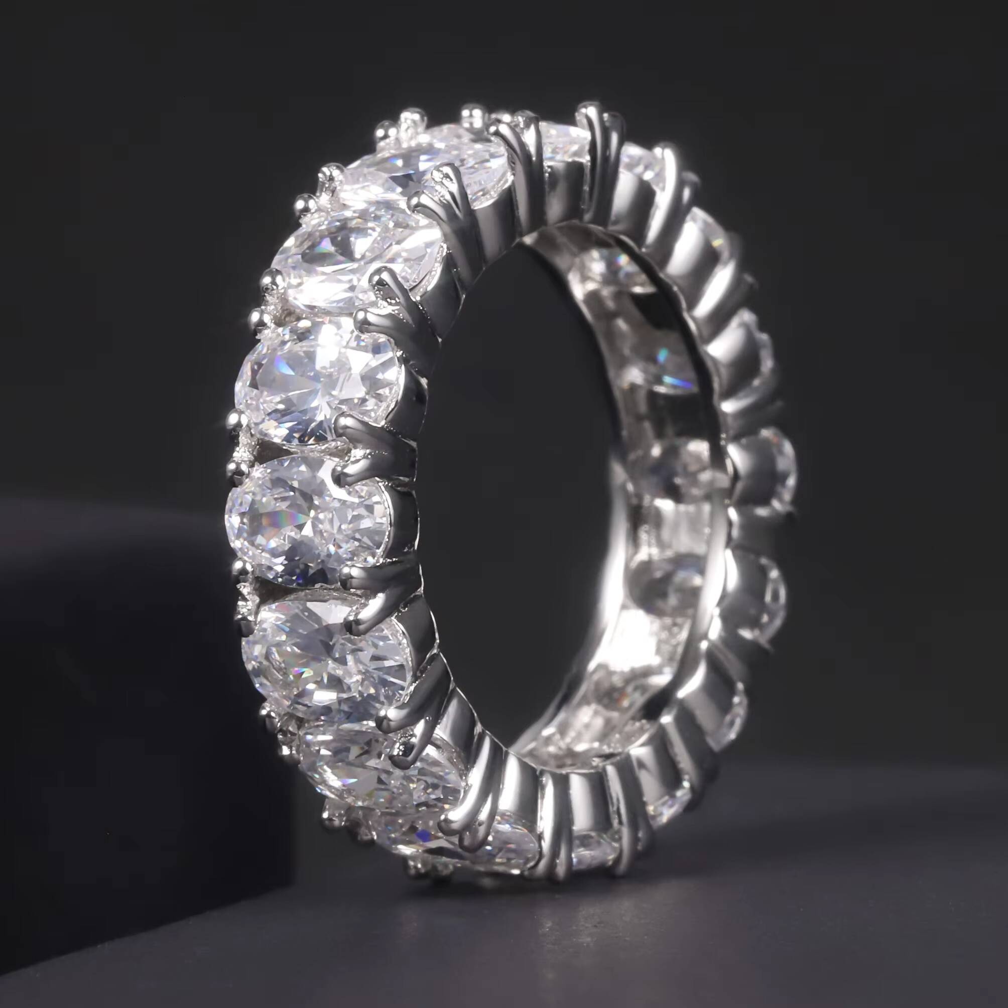 C7530 Wholesale Hip Hop 925 Sterling Silver Iced Out Full Oval VVS1 DEF Color Moissanite Diamond Band Eternity Ring