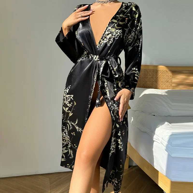 Sexy Women Night Robe V-Neck Sexy Silk Robe With Belt Short Satin Kimono Robe Sleepwear Bathrobe Bridesmaid Dressing Gown C251115