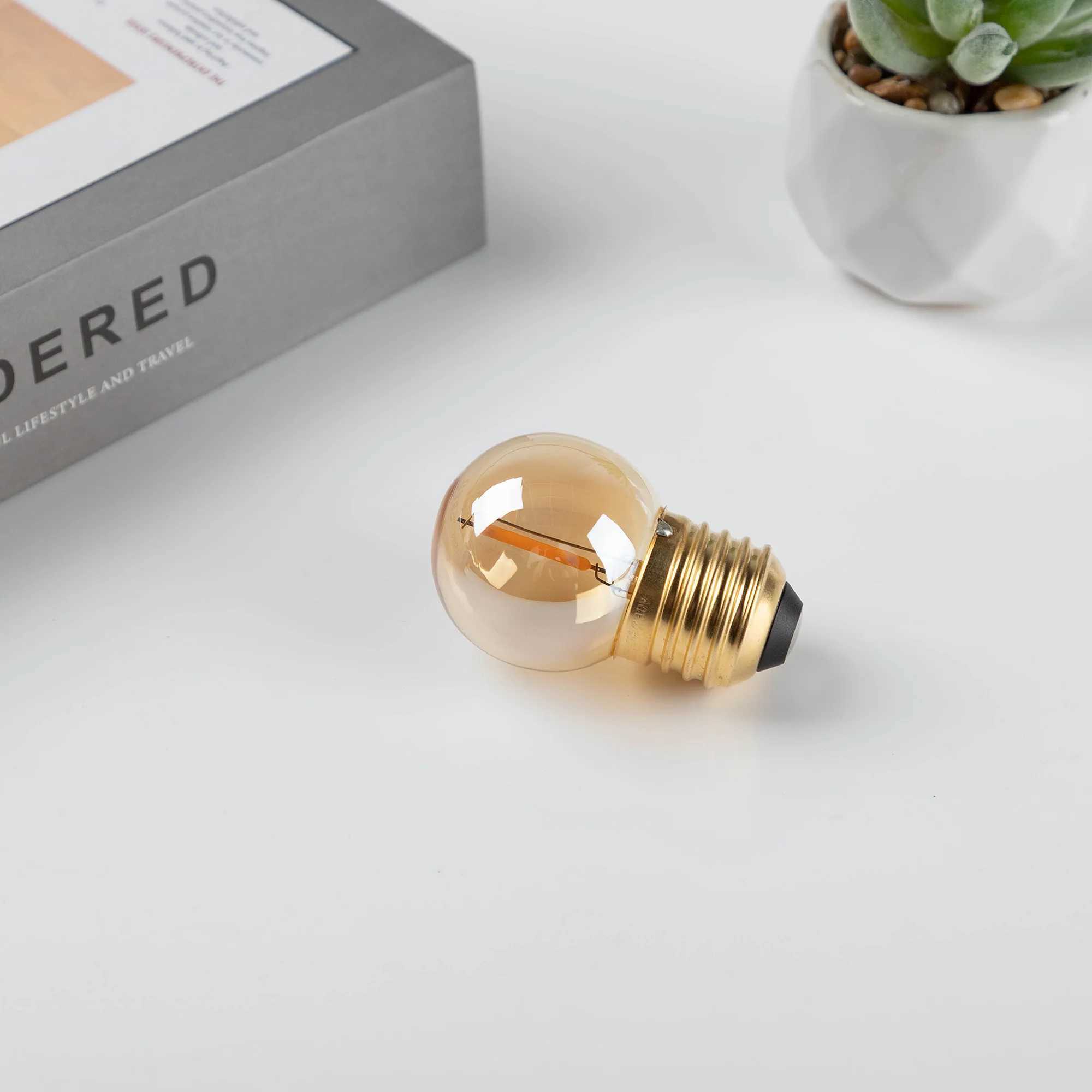 Vintage Globe Light Bulb G40 1W Equal to 10 Watts Led Filament Bulb 2200K Warm White 220V Gold Tint Glass E27 Base Dimmable Lamp C251115