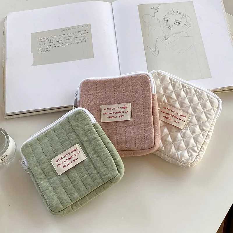 Cute soft square makeup bag small makeup bag travel organizer portable embossed headphone card coin Mey storage bagXJ250415