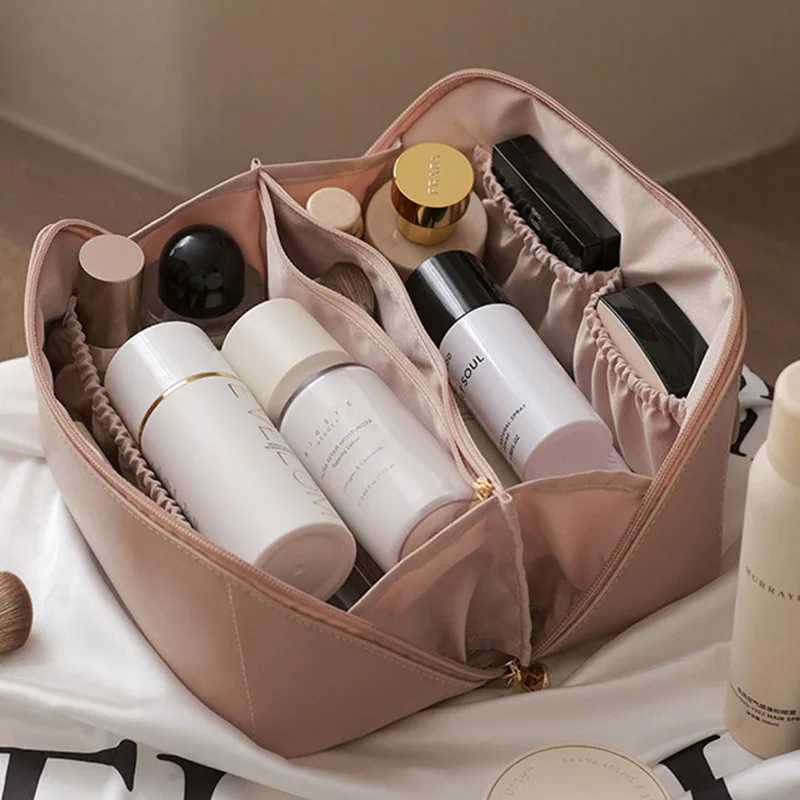 Large capacity makeup bag leather makeup bag womens multifunctional toilet organizer portable travel waterproof storage boxXJ250415