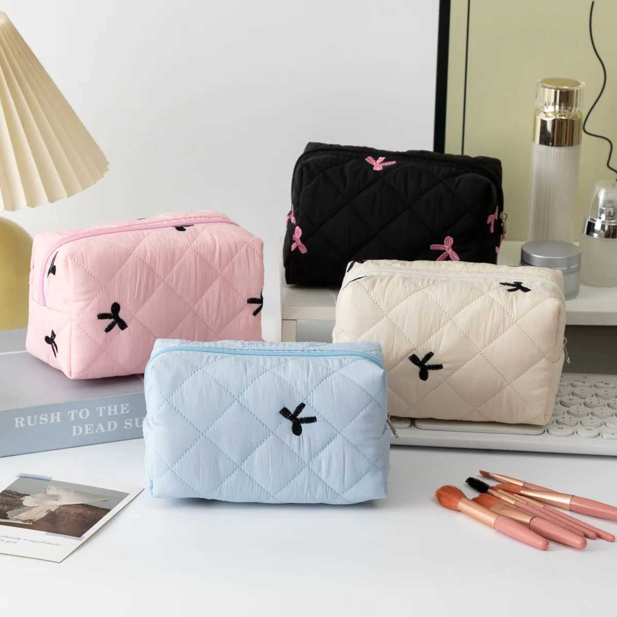 Fi Bow Flower Makeup Bag Large Capacity Portable Makeup Storage Bag Cott Makeup BagXJ250415