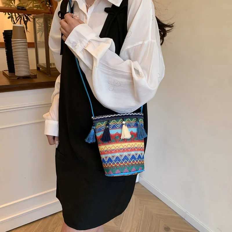 Luxury Signature Print Tote Bag For Women Designer Inspired Monogram Canvas With Iconic Brand PatternW251115