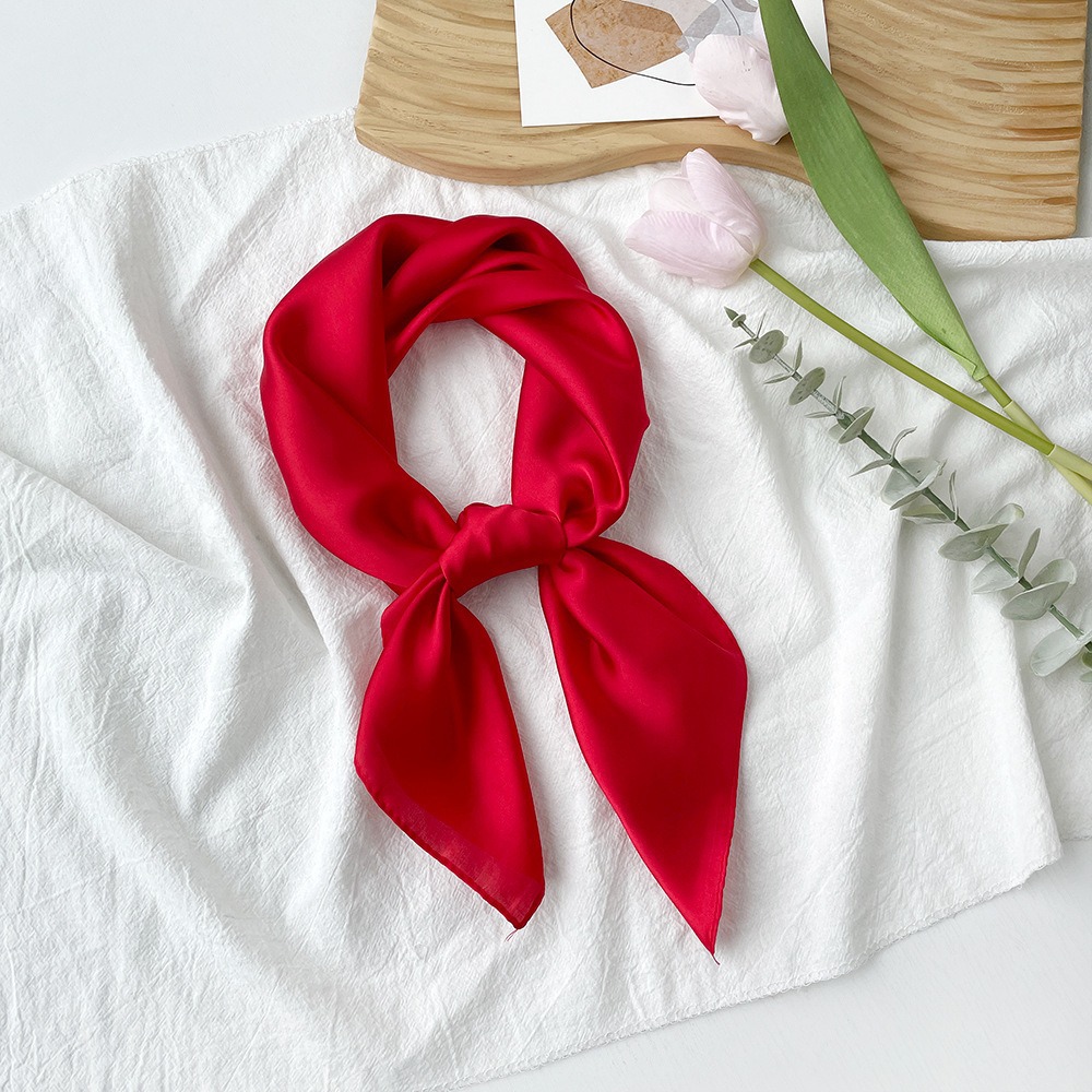 K395 New solid color 70 small square scarf single color neck scarf sun protection hair tie thin single color silk scarf temperament simple factory dir