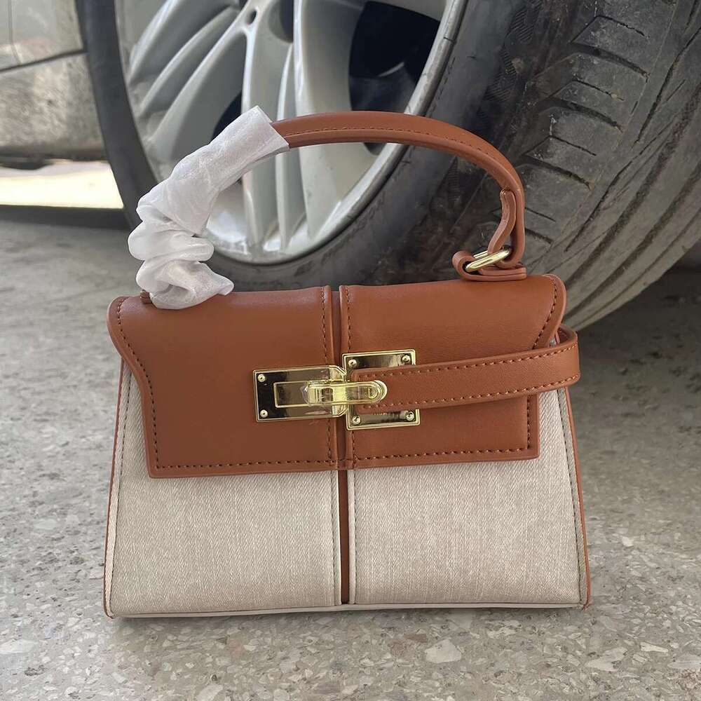 2025 new niche Trapezoidal Kelly Bag design large-capacity single-shoulder Bags crossbody ladies handheld small square bag