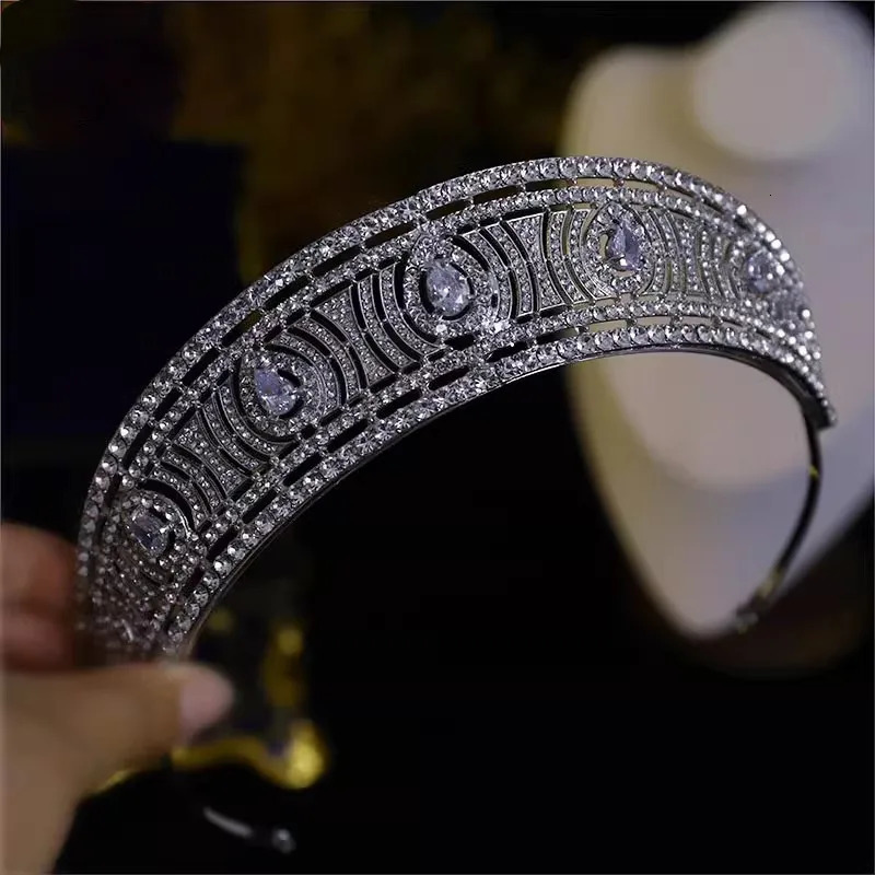 CC Tiaras Womens Accessories Wedding Headbands Engagement Hair 100% Handmade Waterdrop Crown Sparkling Charm HS199 250411