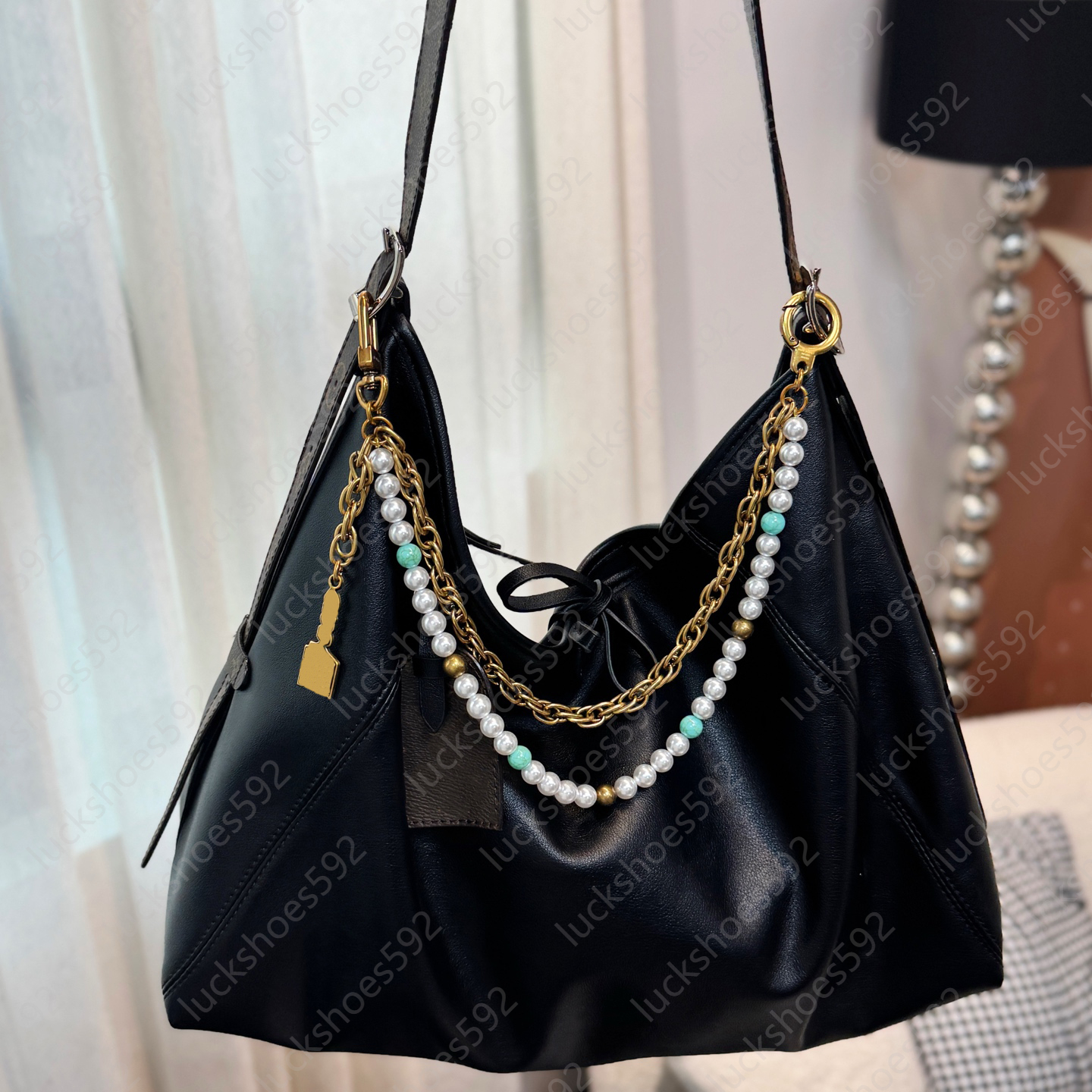 luxury long chain bag charms accessories Pearl charms for womens mens orichalcum Belt chain golden bean turnbuckle quality nice retro bag charms High Street with box