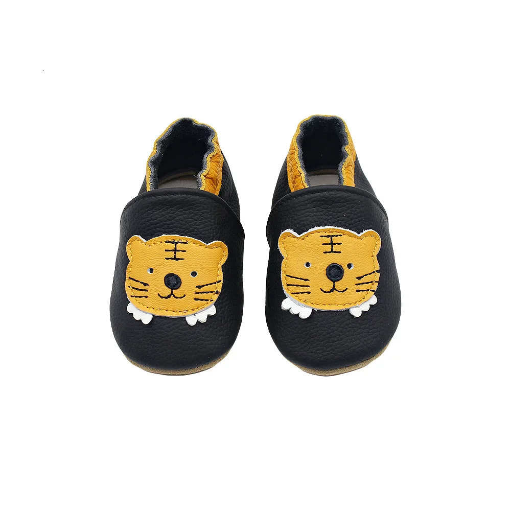 Baby Shoes Toddler Girls Boys Casual Ergonomic Leather Shoes born Infant Barefoot Shoes Baby Sapato Loafers Kid Items stuff 250415