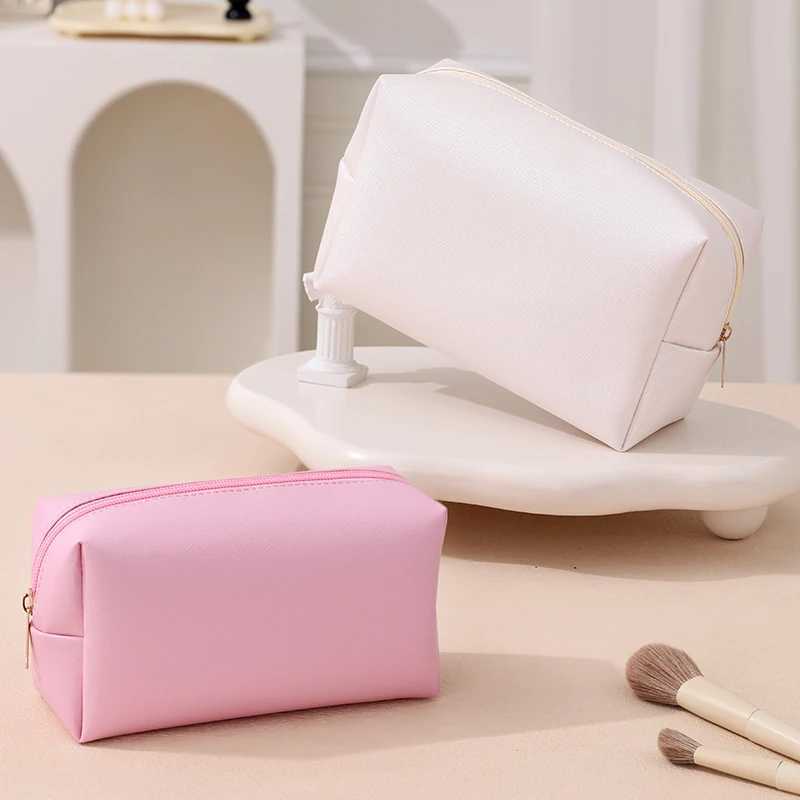 Womens PU Pillow Makeup Bag Large Capacity Makeup Travel Organizer Bag Portable Handbag Square W Storage Zipper Makeup BagXJ250415