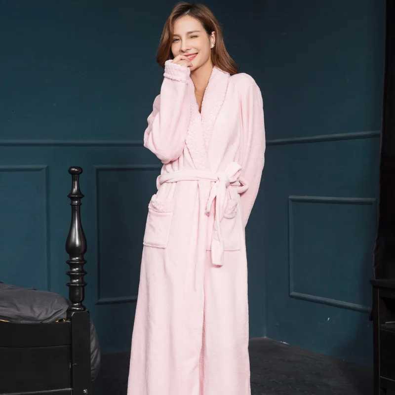 Sexy Female Bathrobe Sleepwear Flannel Nightgown Couples Men Women Lengthened Thickened Casual Home Clothes Coral Fleece Robe C251115