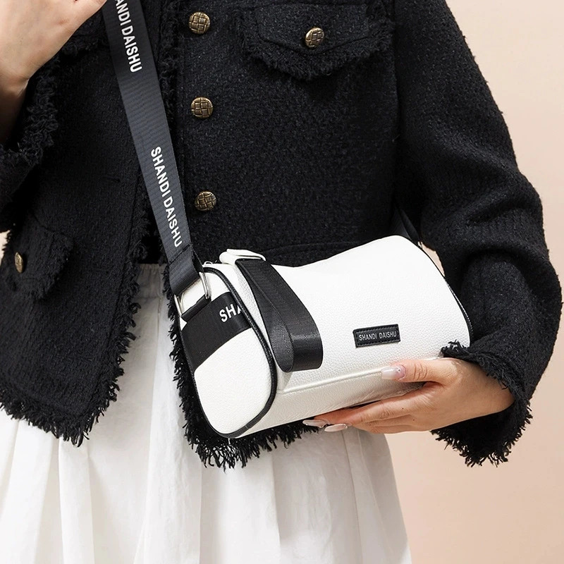 Womens cross body bag waterproof soft leather pillow shaped shoulder bag with adjustable shoulder straps zipper closed arm bag 250410