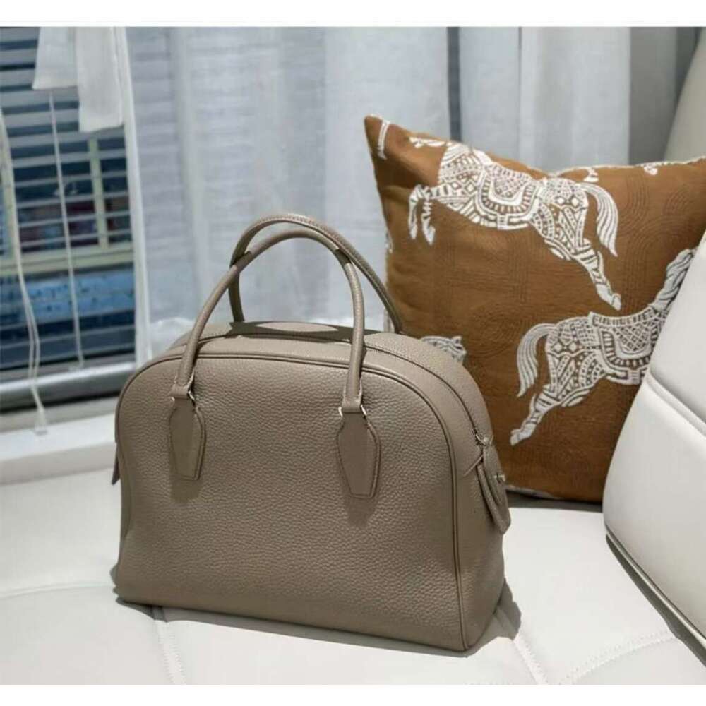 Mm Women's Bags First Layer Cowhide Minimalist Boston Bowling Tote High-End Leather Women's Bag, Large Capacity Pillow Bag