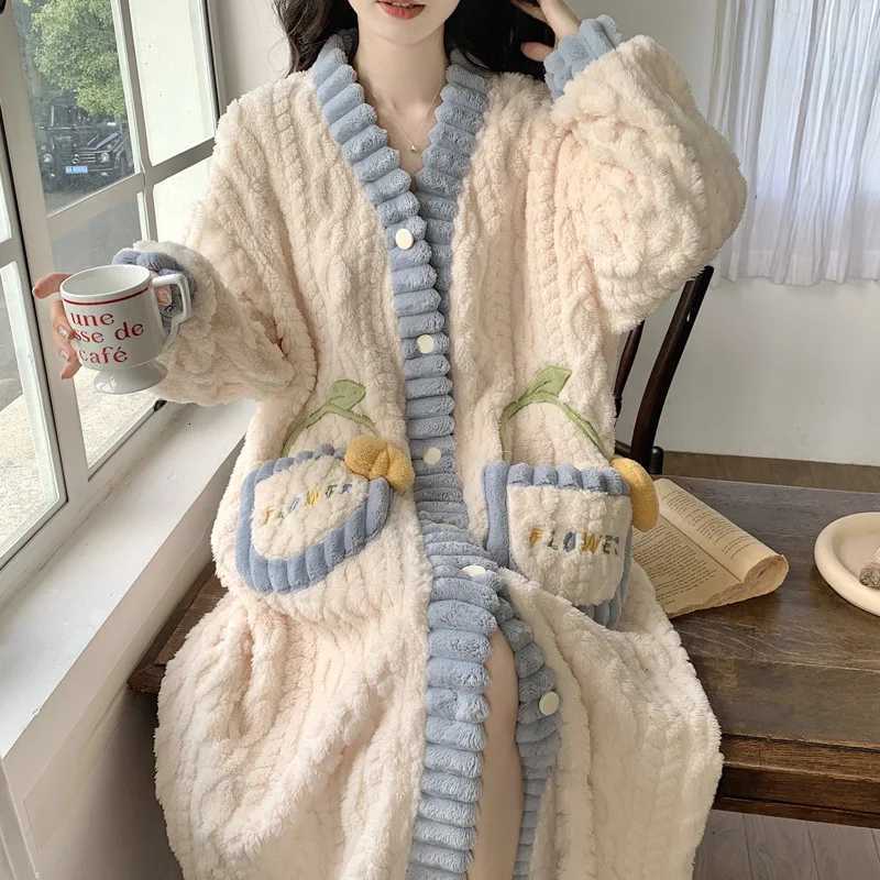 New Cute Nightgowns Warm Bathrobes for Women Pajamas Thick Coral Velvet Bowknot Soft Sleepwear Korean Girls Flannel Long Robe C251115