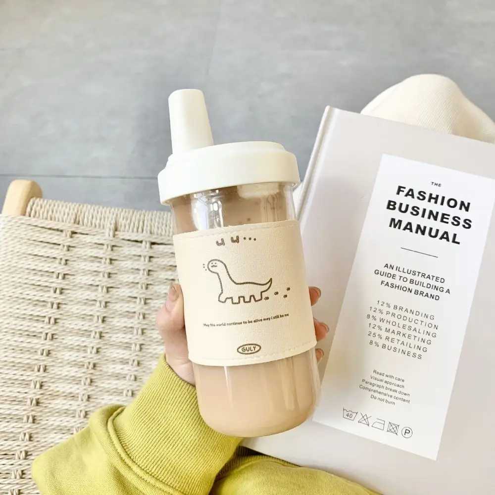 500/850ml Milk Plastic Cup with Lid Straw Leakproof Water Straw Bottles Fall Prevention Dustproof Large Capacity Water BottleW251114